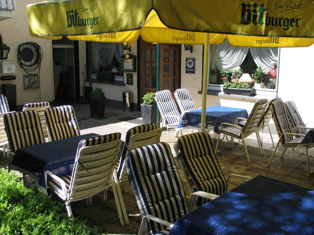 Hotel Restaurant Zur Post Wuppertal Exteriör bild