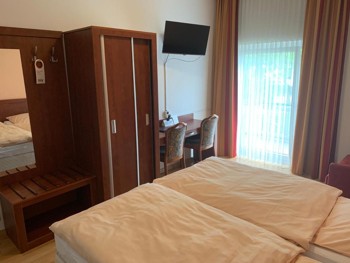 Hotel Restaurant Zur Post Wuppertal Exteriör bild